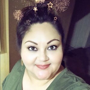 Meet your Posher, Sandra